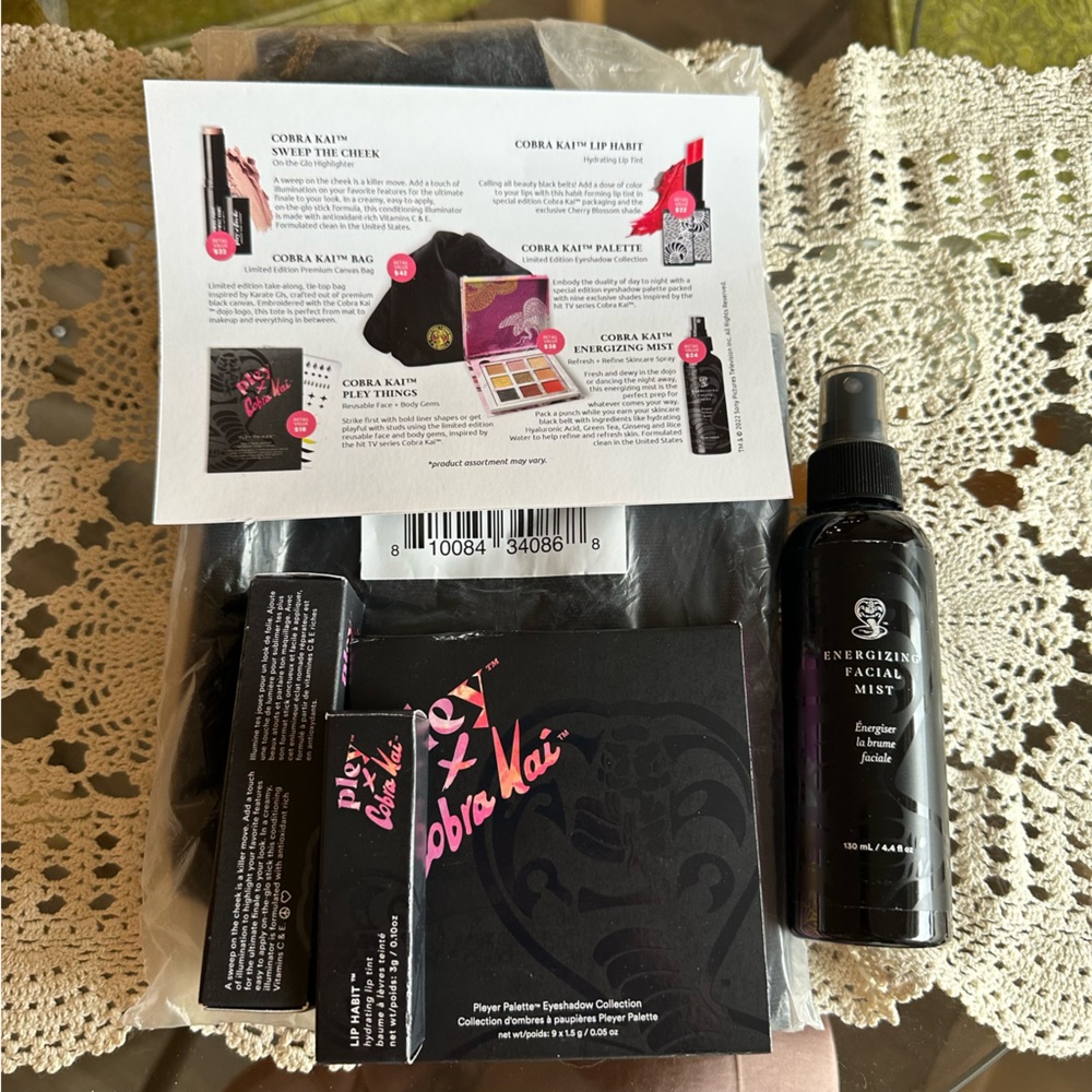 Pley Beauty Cobra Kai Makeup Set - Picture 2 of 9